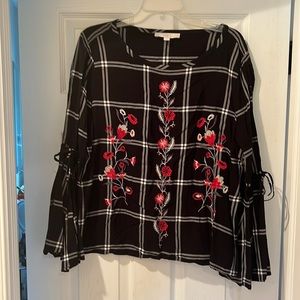 LOFT open arm w/ ties blouse with embroidery XL